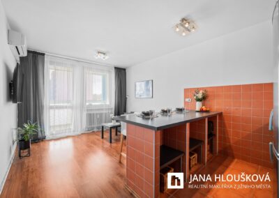 Prodej bytu 2+kk/L, Praha 4 – Háje, ul. Matúškova
