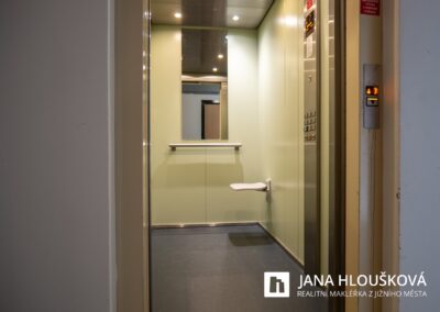Prodej bytu 2+kk/L, Praha 4 – Háje, ul. Matúškova