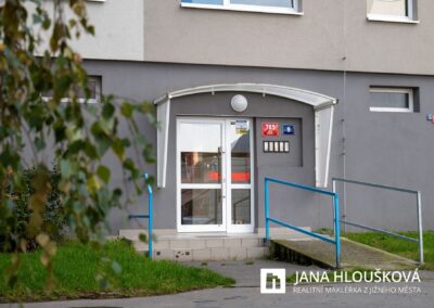 Prodej bytu 2+kk/L, Praha 4 – Háje, ul. Matúškova